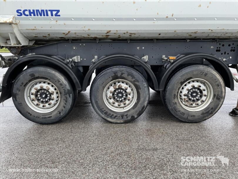 Schmitz Cargobull - Camião basculante con caixa de aço arredondada (9)