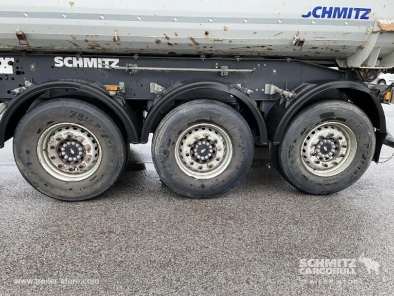 Schmitz Cargobull - Camião basculante con caixa de aço arredondada (10)