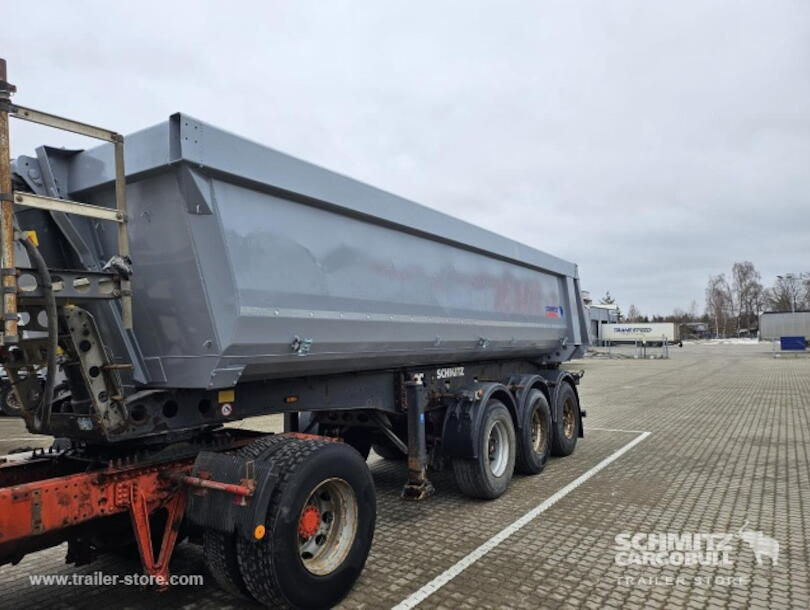 Schmitz Cargobull - Kipper Stahlrundmulde (5)