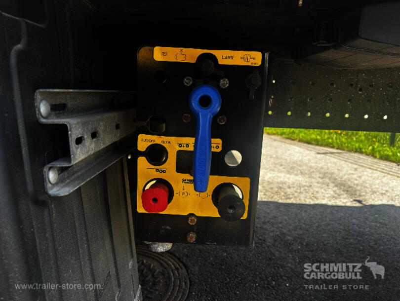 Schmitz Cargobull - Reefer multitemp Insulated/refrigerated box (5)