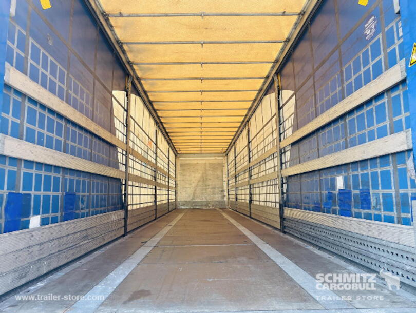 Schmitz Cargobull - Rideaux Coulissant porte-bobines (2)