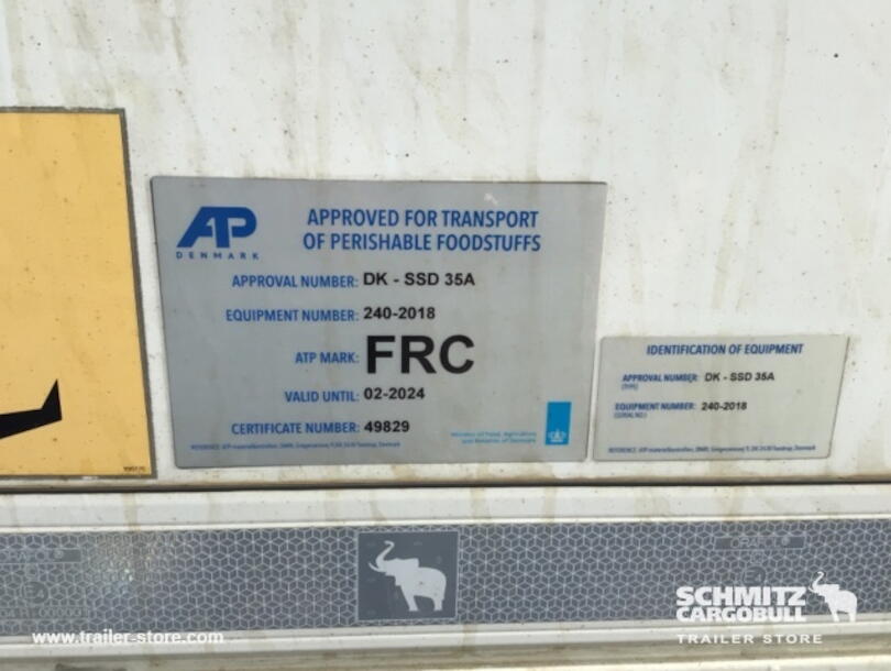 Schmitz Cargobull - Dubă transport carne Dubă izotermă/frigorifică (16)