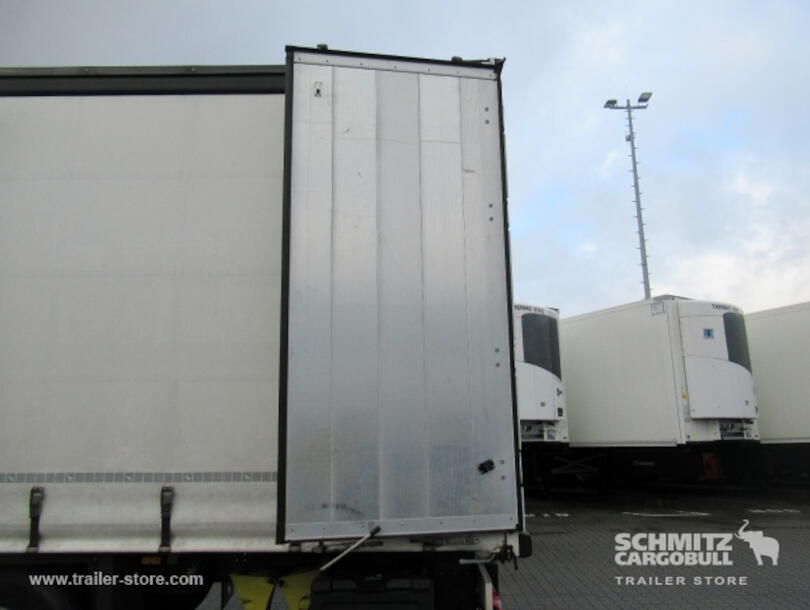 Schmitz Cargobull - Rideaux Coulissant porte-bobines (6)