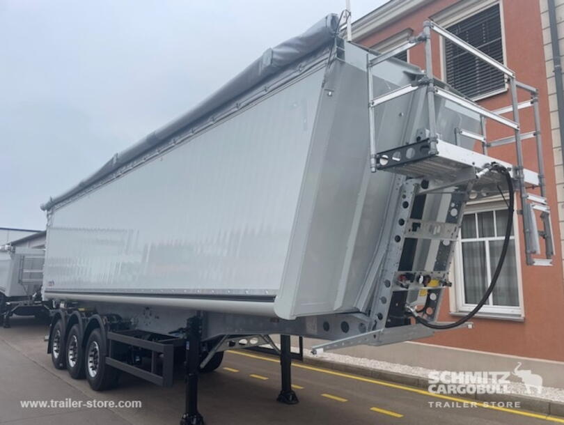 Schmitz Cargobull - Camião basculante con caixa de aluminio (9)