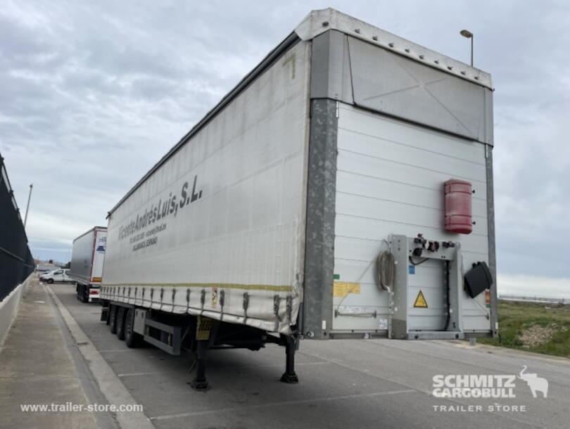 Schmitz Cargobull - Užuolaidinės Mega