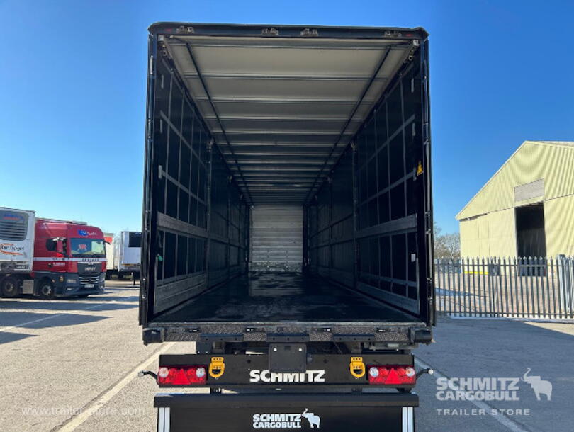 Schmitz Cargobull - Standard Curtainsider (2)