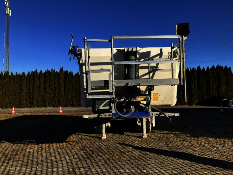 Schmitz Cargobull - alu-square sided body Tipper (2)