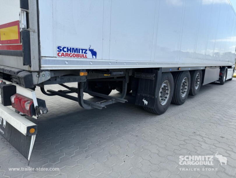 Schmitz Cargobull - низкотемпературный рефрижератор Cтандарт Изо/термо кузов (9)