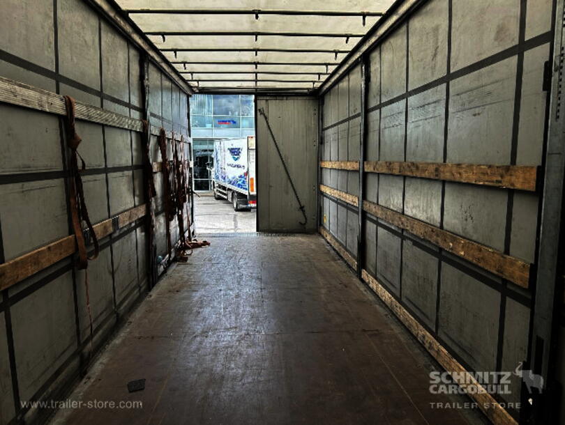 Schmitz Cargobull - Standard Curtainsider (15)