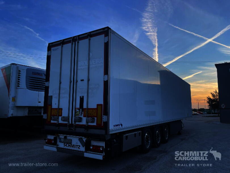 Schmitz Cargobull - Reefer Standard Insulated/refrigerated box (1)