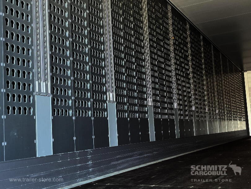 Schmitz Cargobull - Caixa de carga seca (21)