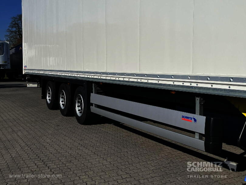 Schmitz Cargobull - Caixa de carga seca (6)