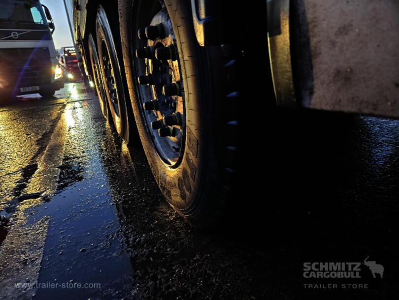 Schmitz Cargobull - Reefer multitemp Insulated/refrigerated box (12)