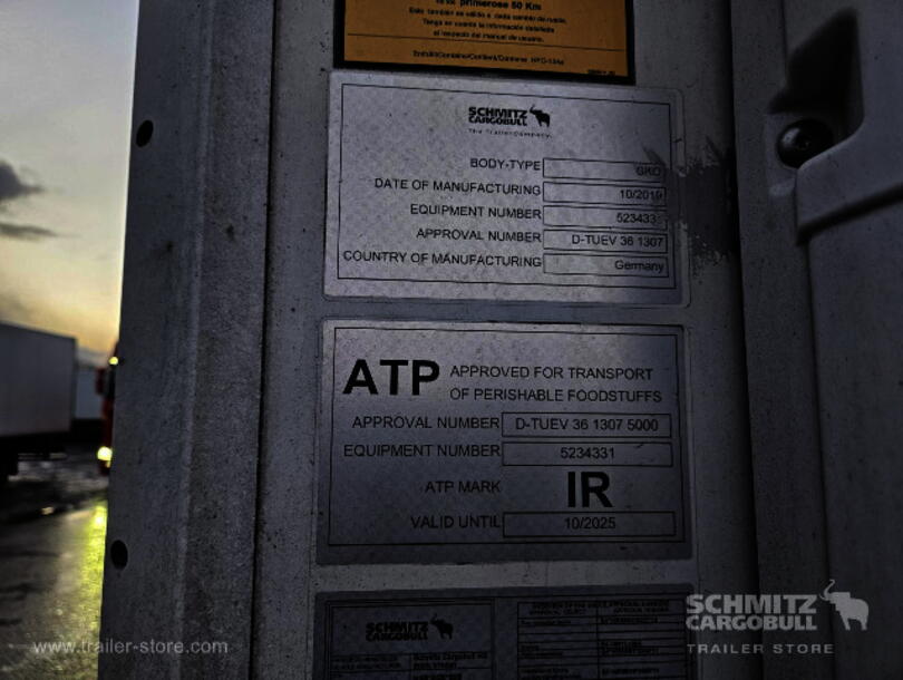 Schmitz Cargobull - Reefer multitemp Insulated/refrigerated box (22)