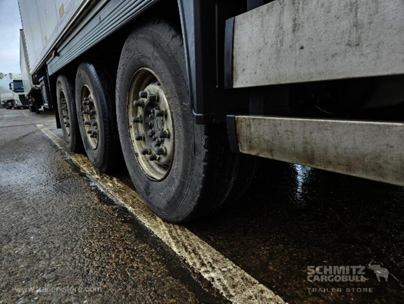 Schmitz Cargobull - Reefer multitemp Insulated/refrigerated box (12)