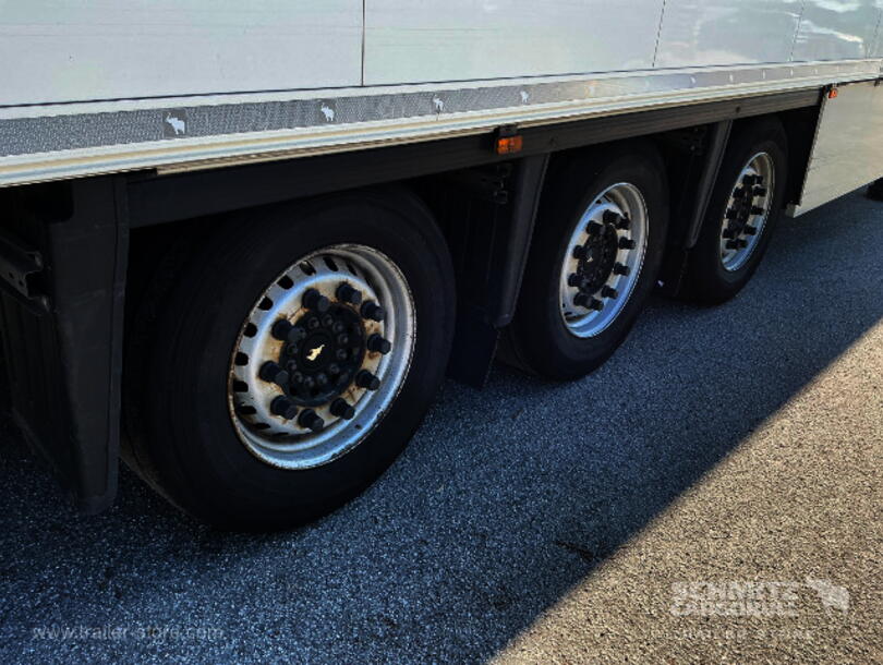 Schmitz Cargobull - Isolier-/Kühlkoffer Tiefkühlkoffer Multitemp (10)