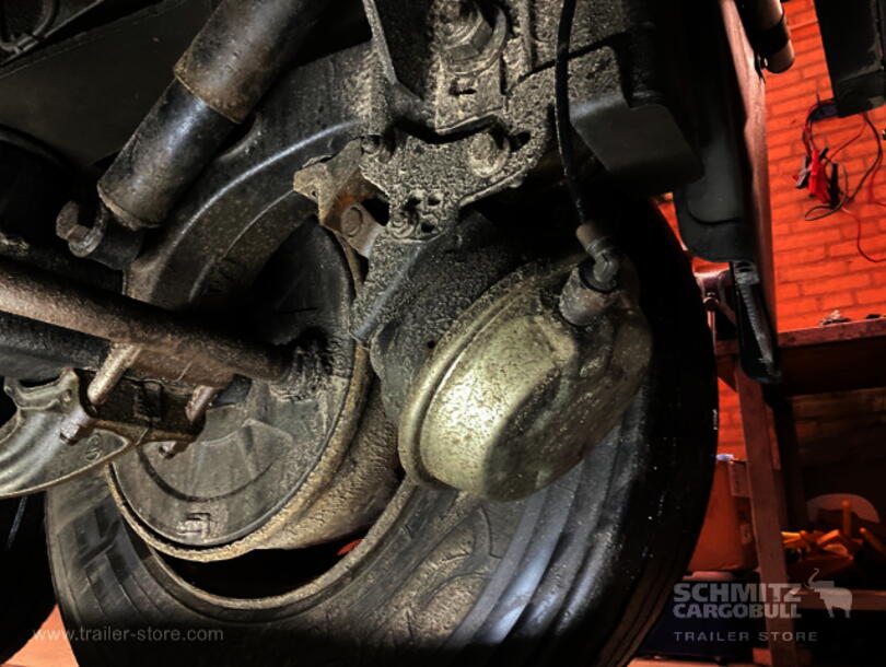  - Standard Curtainsider (15)