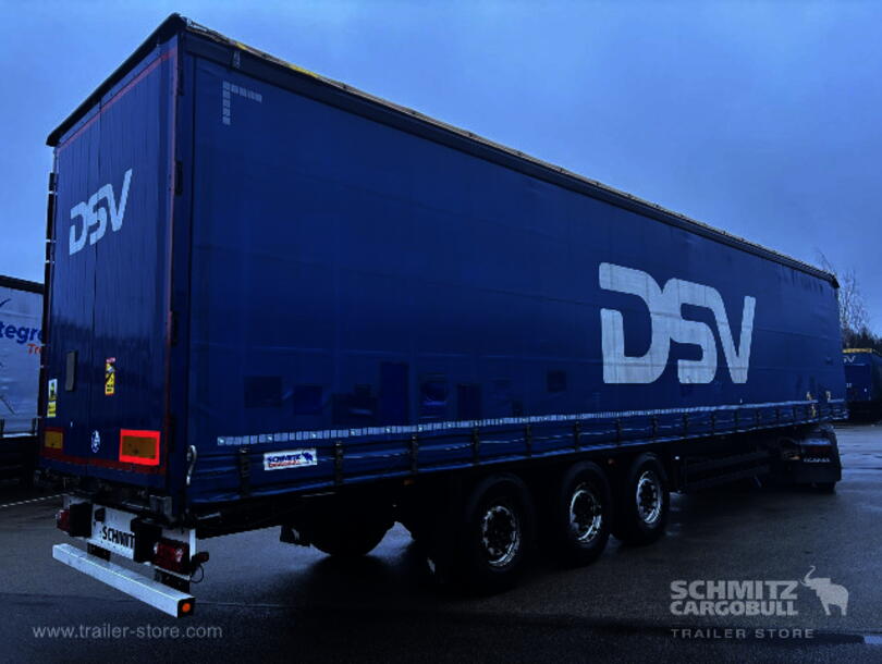 Schmitz Cargobull - Standard Curtainsider