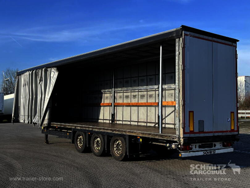 Schmitz Cargobull - Mega Curtainsider