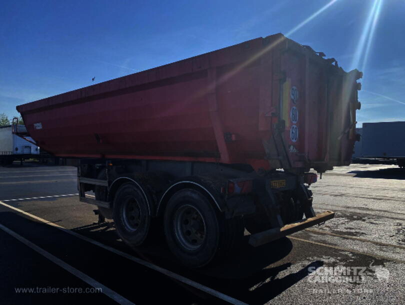  - Kipper Stahlrundmulde (1)