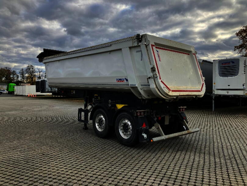Schmitz Cargobull - steel half pipe body Tipper (2)