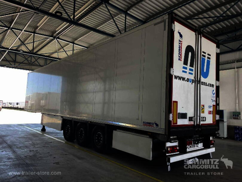 Schmitz Cargobull - низкотемпературный рефрижератор Cтандарт Изо/термо кузов (1)
