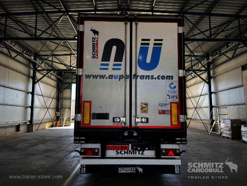 Schmitz Cargobull - низкотемпературный рефрижератор Cтандарт Изо/термо кузов (5)
