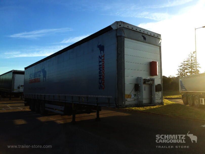 Schmitz Cargobull - Standard Curtainsider