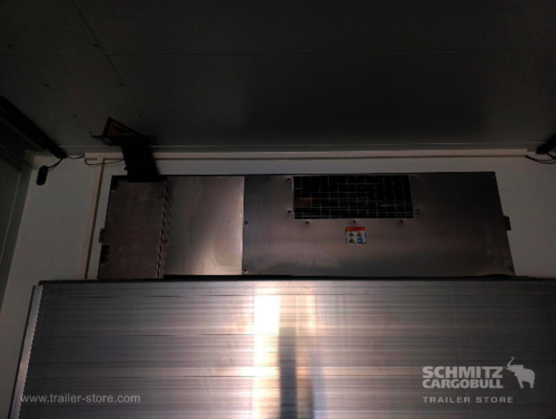 Schmitz Cargobull - Insulated/refrigerated box (12)