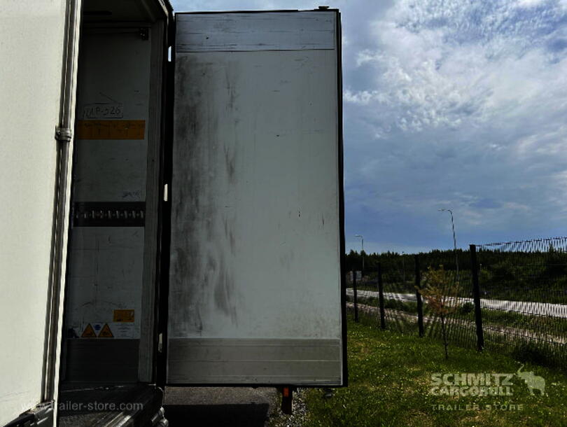 Schmitz Cargobull - низкотемпературный рефрижератор Cтандарт Изо/термо кузов (8)