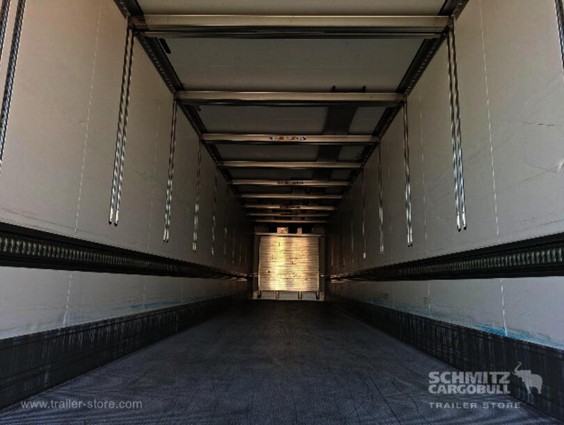 Schmitz Cargobull - Reefer Standard Insulated/refrigerated box (2)