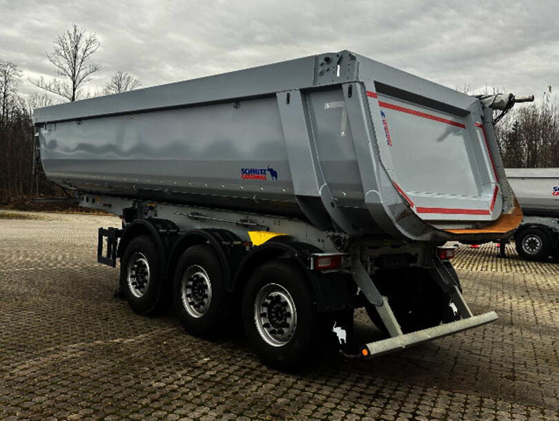 Schmitz Cargobull - steel half pipe body Tipper (1)