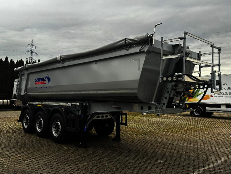 Schmitz Cargobull - steel half pipe body Tipper