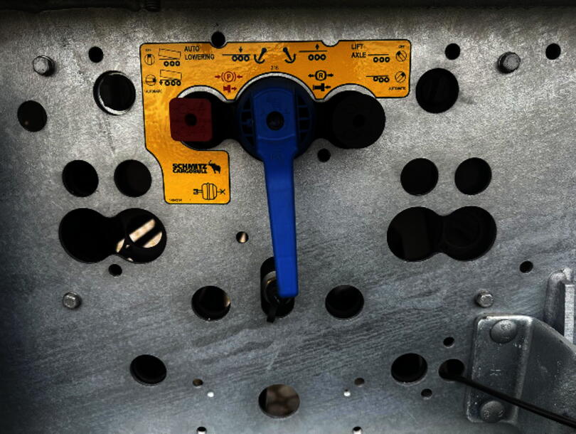 Schmitz Cargobull - steel half pipe body Tipper (6)