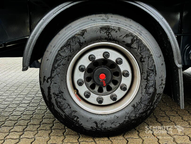 Berger - Mega Curtainsider (9)