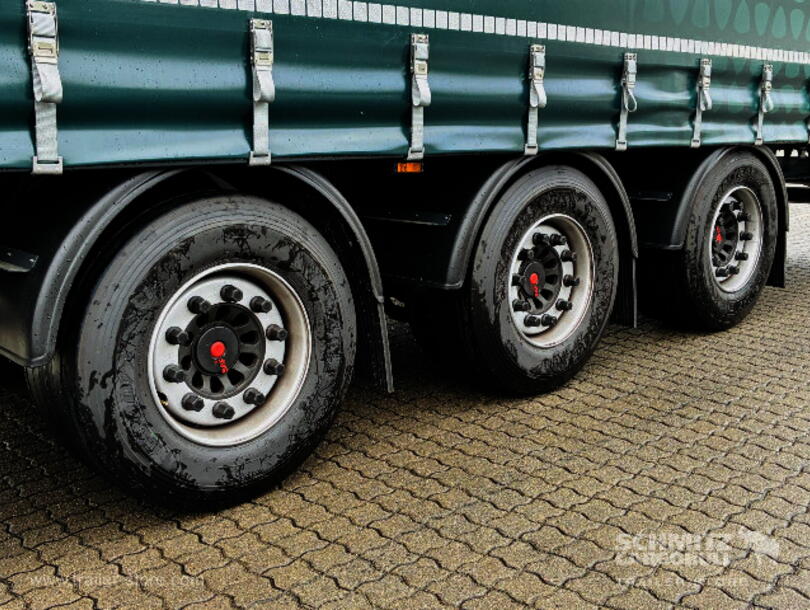 Berger - Mega Curtainsider (14)