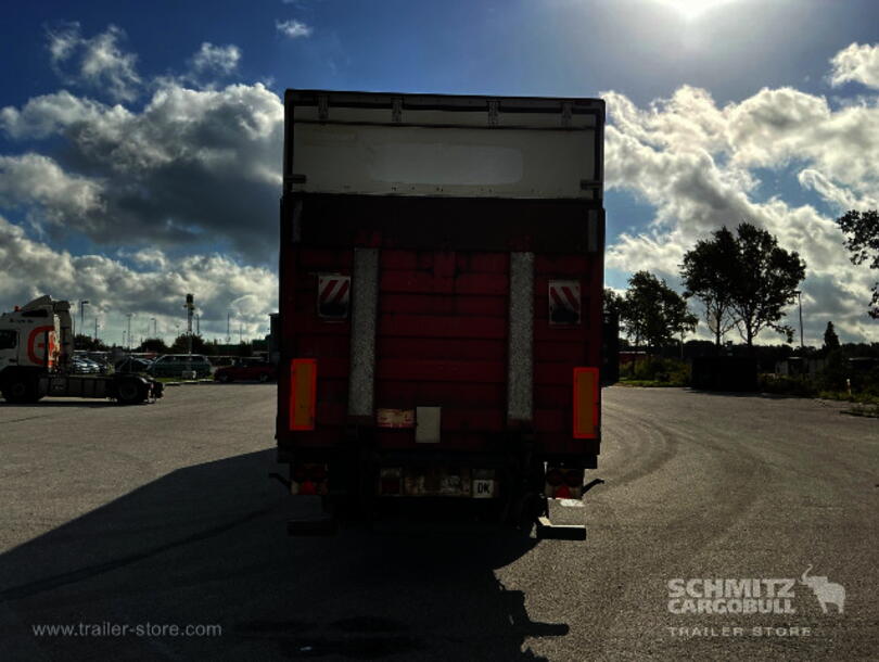 Krone - Промтоварный фургон (5)