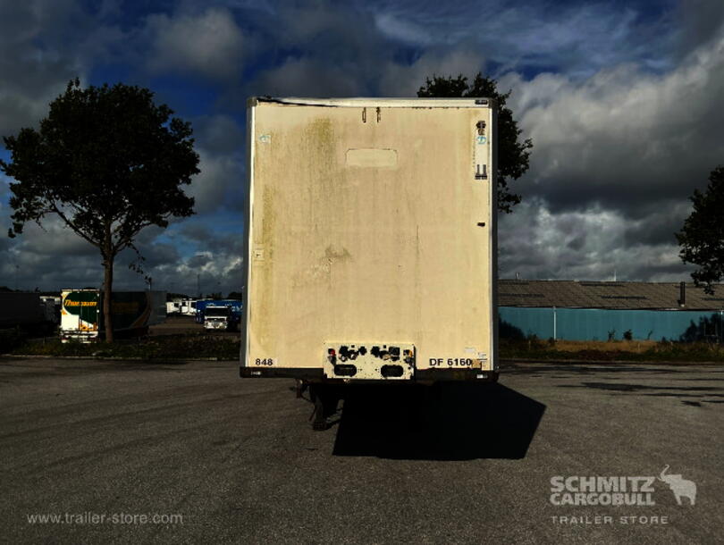 Krone - Промтоварный фургон (6)