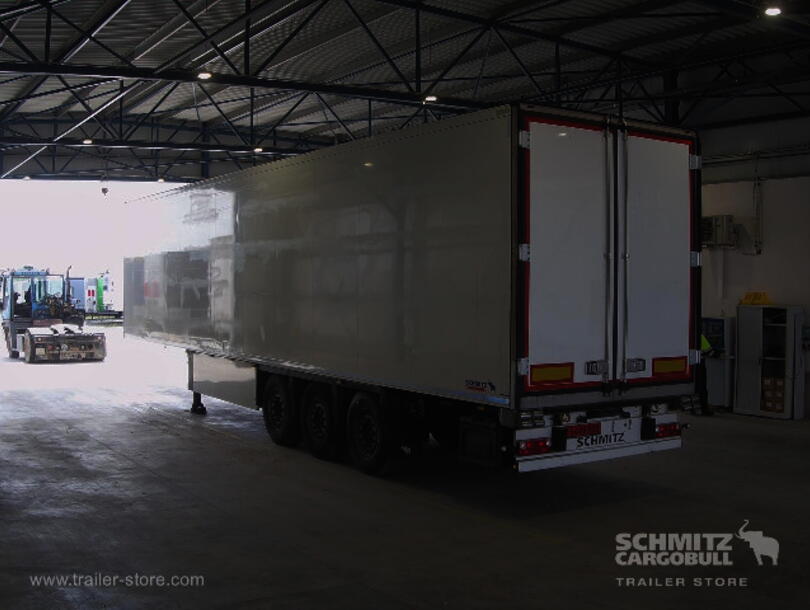 Schmitz Cargobull - Reefer Standard Insulated/refrigerated box (1)