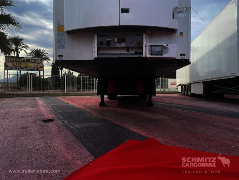 Schmitz Cargobull - низкотемпературный рефрижератор Cтандарт Изо/термо кузов (9)