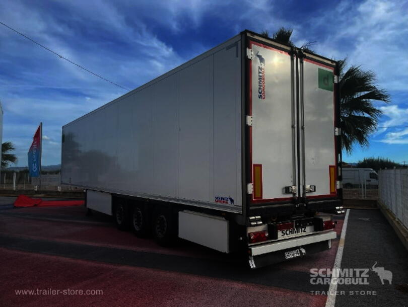 Schmitz Cargobull - низкотемпературный рефрижератор Cтандарт Изо/термо кузов (1)