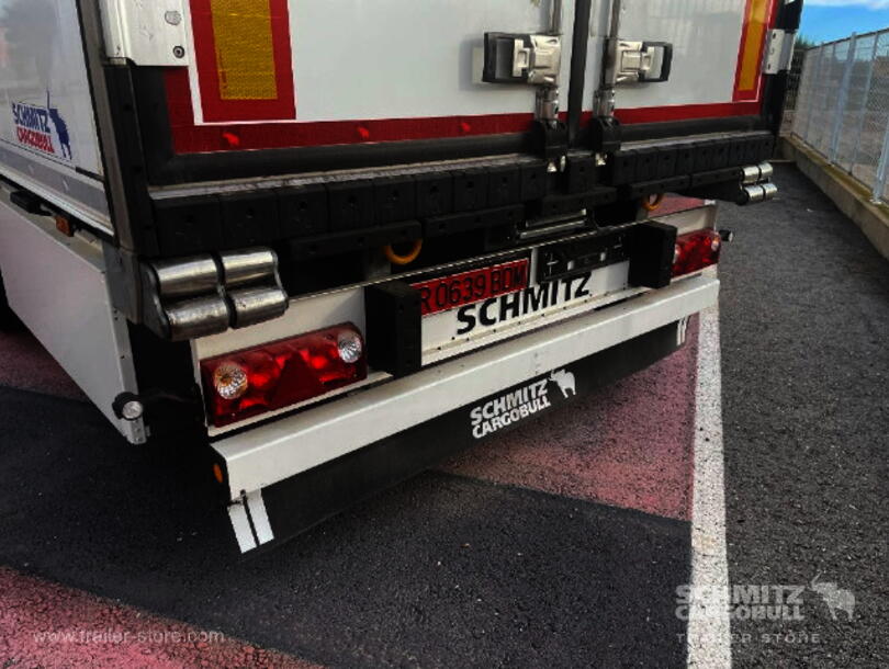 Schmitz Cargobull - низкотемпературный рефрижератор Cтандарт Изо/термо кузов (8)