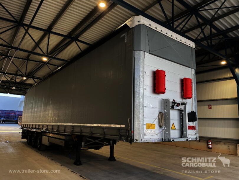 Schmitz Cargobull - Mega Curtainsider