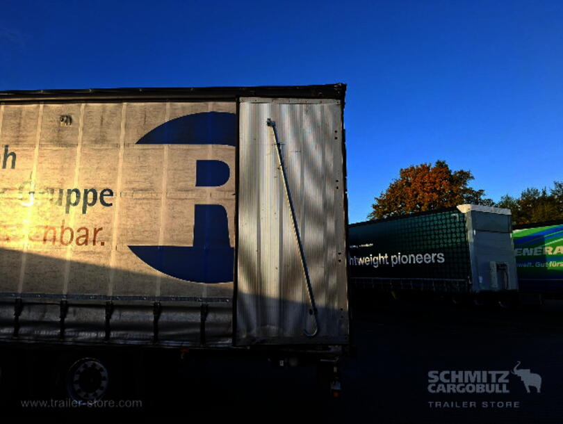 Schmitz Cargobull - Užuolaidinės Mega (9)