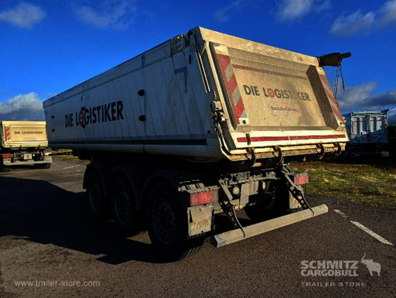 Schmitz Cargobull - Bena basculabila dreapta din aluminiu Autobasculantă (1)