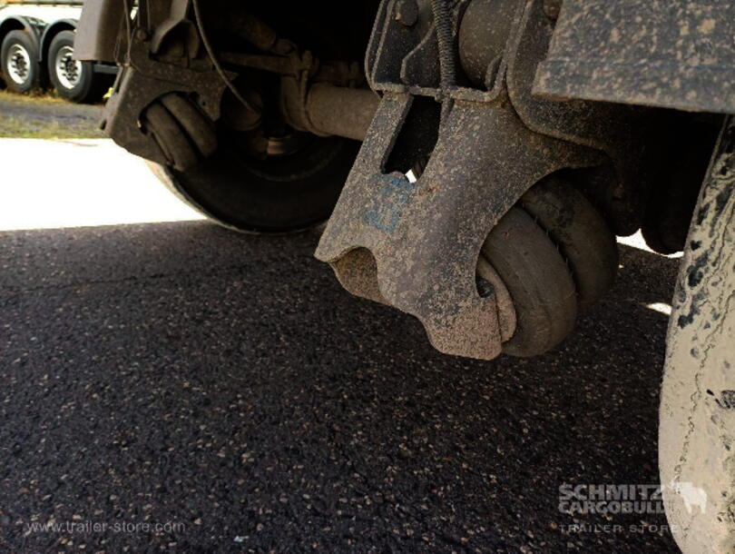 Schmitz Cargobull - Bena basculabila dreapta din aluminiu Autobasculantă (10)