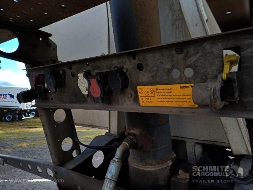 Schmitz Cargobull - Bena basculabila dreapta din aluminiu Autobasculantă (7)