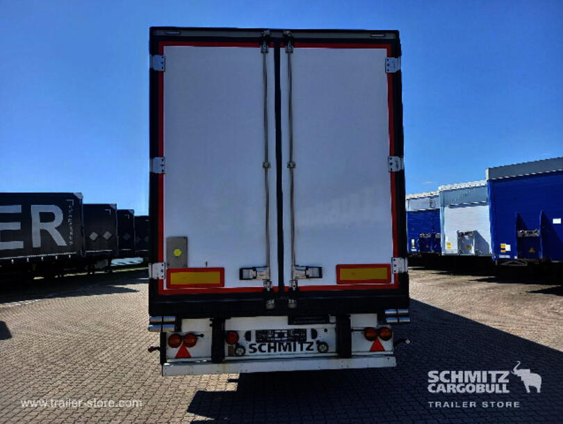 Schmitz Cargobull - низкотемпературный рефрижератор Cтандарт Изо/термо кузов (6)