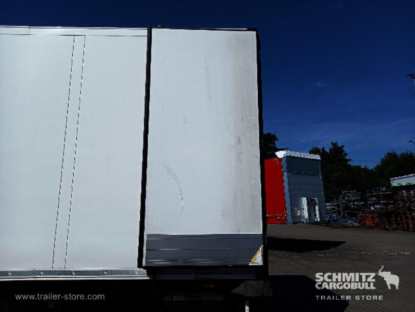 Schmitz Cargobull - низкотемпературный рефрижератор Cтандарт Изо/термо кузов (8)