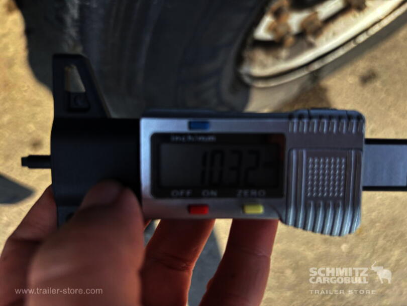 Schmitz Cargobull - Lona para empurrar Mega (7)